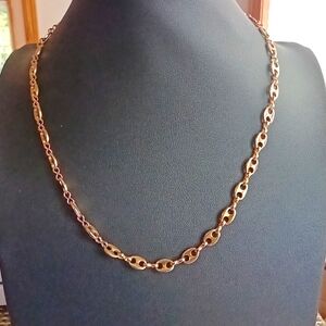 149. VINTAGE AVON GOLD TONE CHOKER 9" SOME WEAR ON CLASP